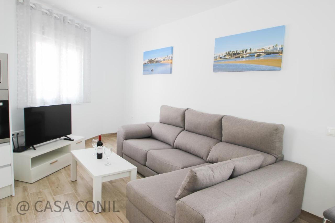 הוילה קוניל דה לה פרונטרה Casa Saturn מראה חיצוני תמונה