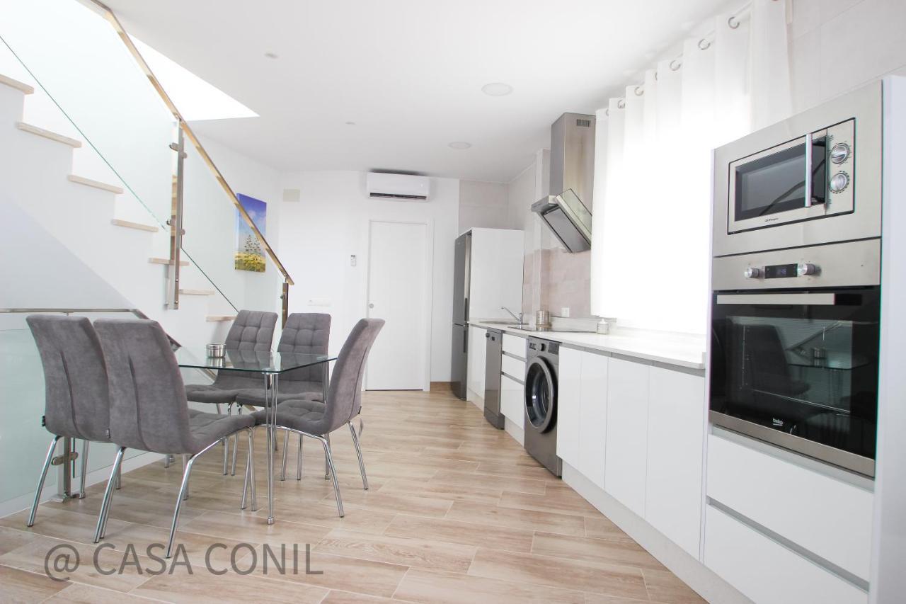הוילה קוניל דה לה פרונטרה Casa Saturn מראה חיצוני תמונה